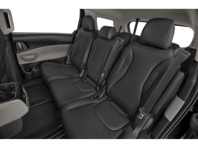 2025 Kia Carnival Base
