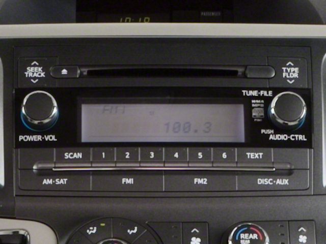 2013 Toyota Sienna L 7 Passenger