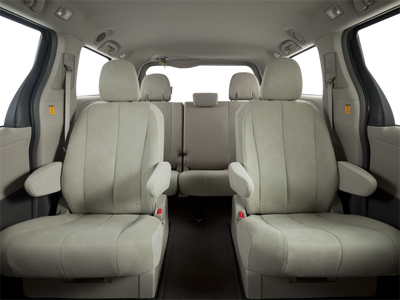 2013 Toyota Sienna L 7 Passenger
