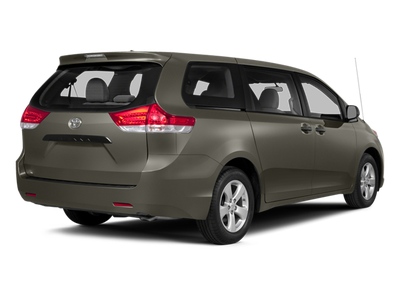 2014 Toyota Sienna SE 8 Passenger