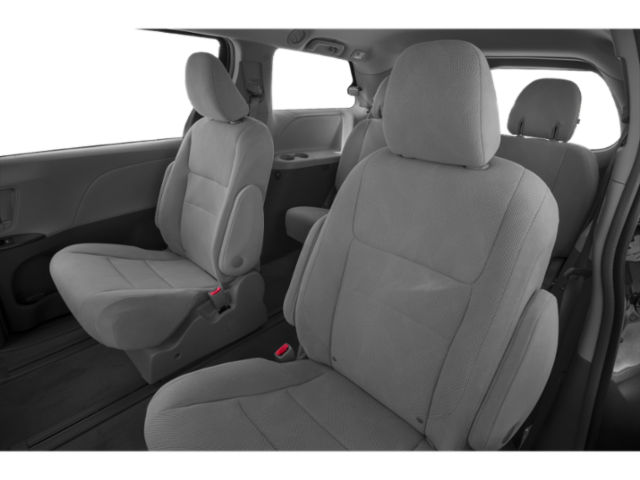 2018 Toyota Sienna SE 8 Passenger