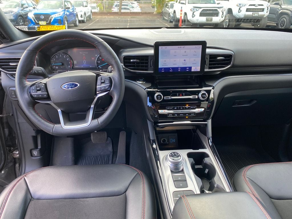2024 Ford Explorer ST-Line