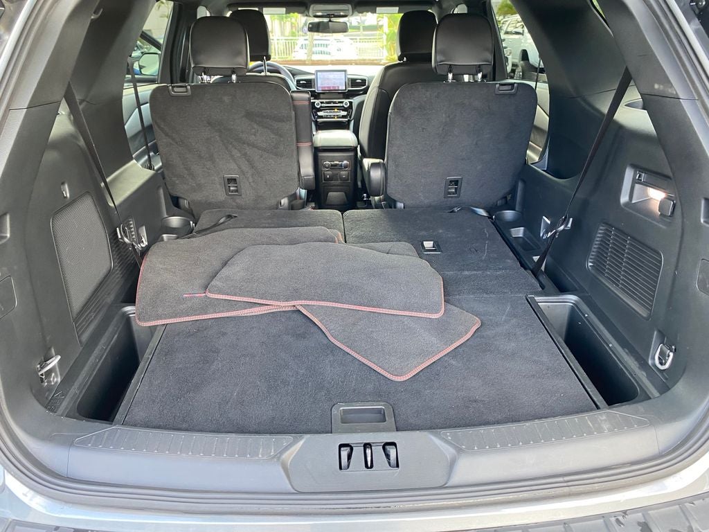 2024 Ford Explorer ST-Line