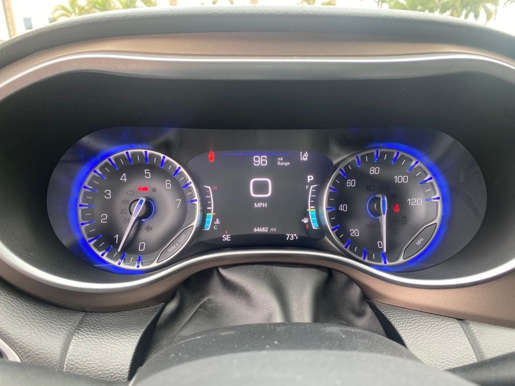 2017 Chrysler Pacifica Touring L Plus