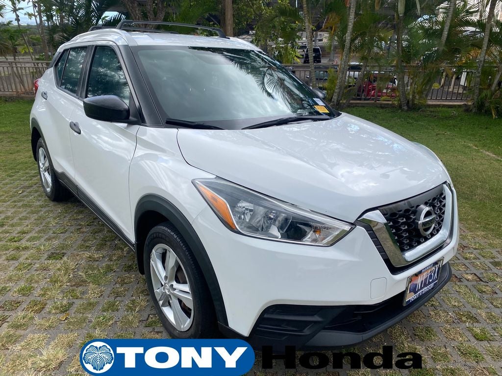 2019 Nissan Kicks S