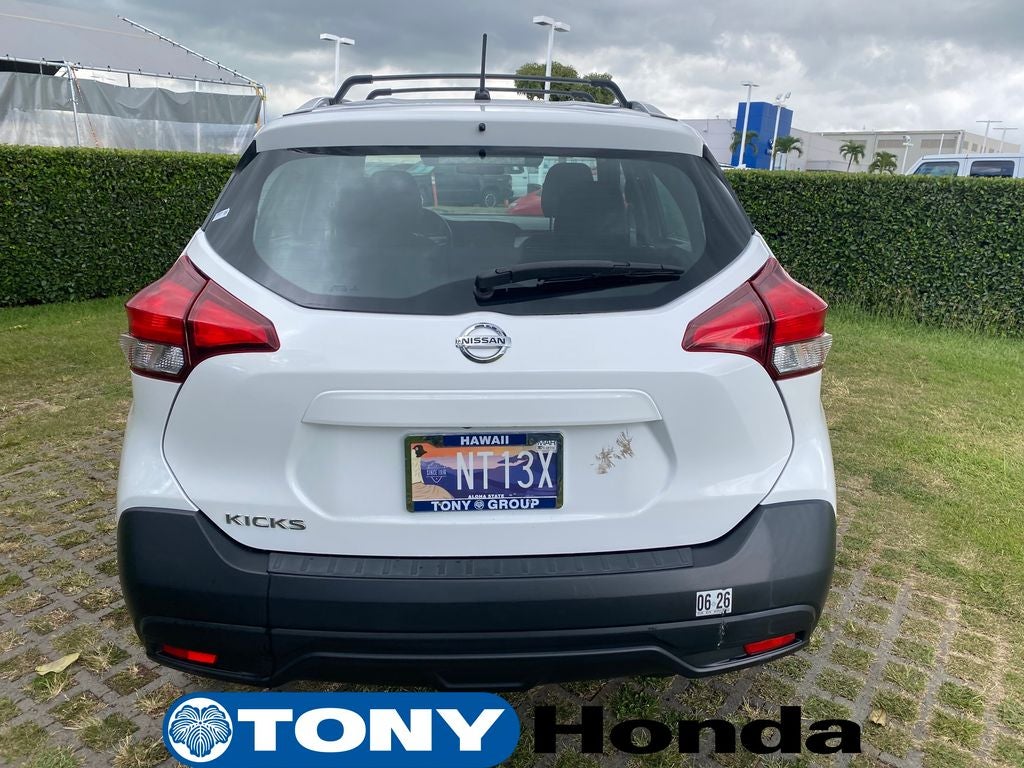 2019 Nissan Kicks S
