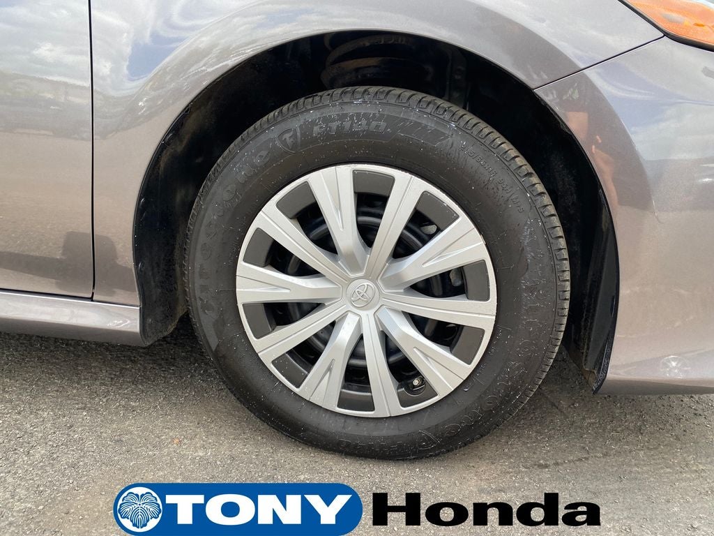 2024 Toyota Camry Hybrid LE
