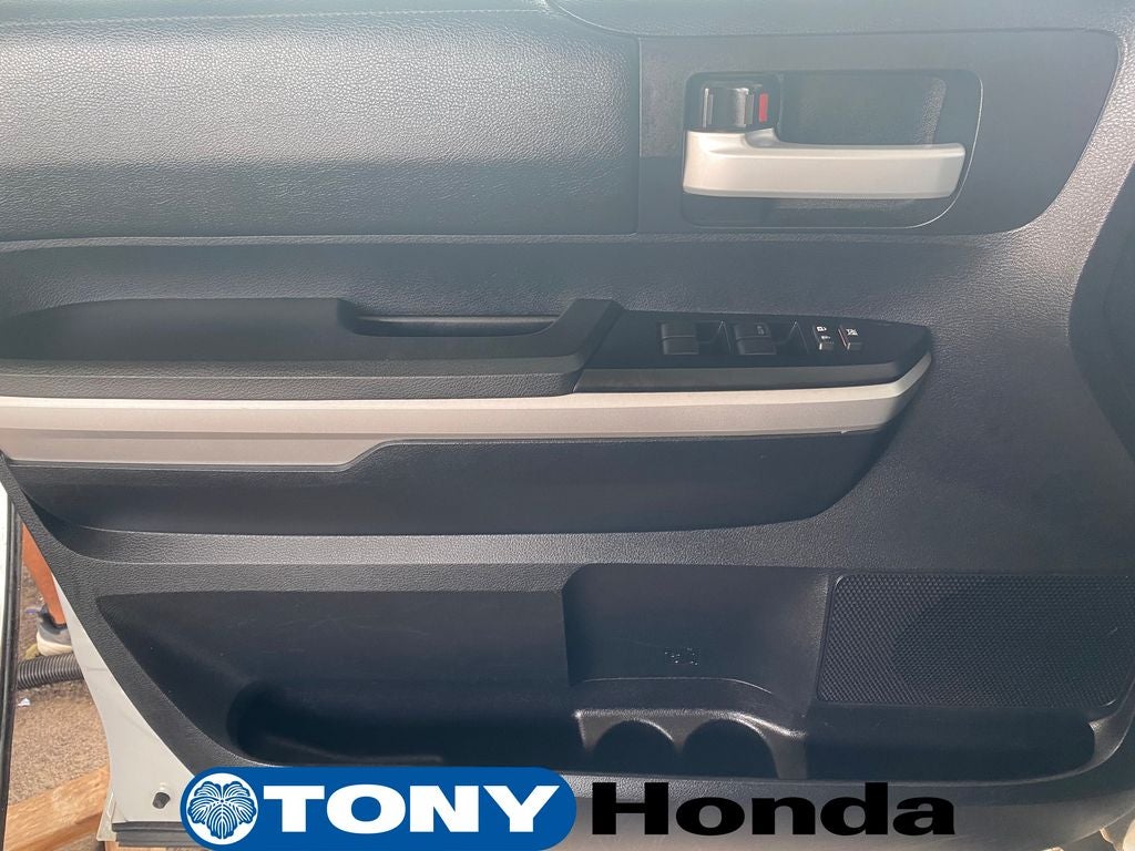 2014 Toyota Tundra SR5