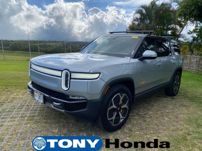 2024 Rivian R1S Adventure