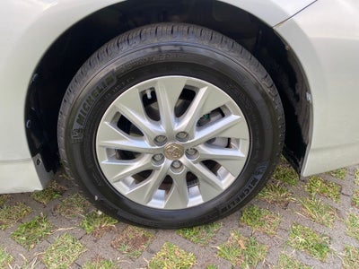 2015 Toyota Prius Plug-in Advanced