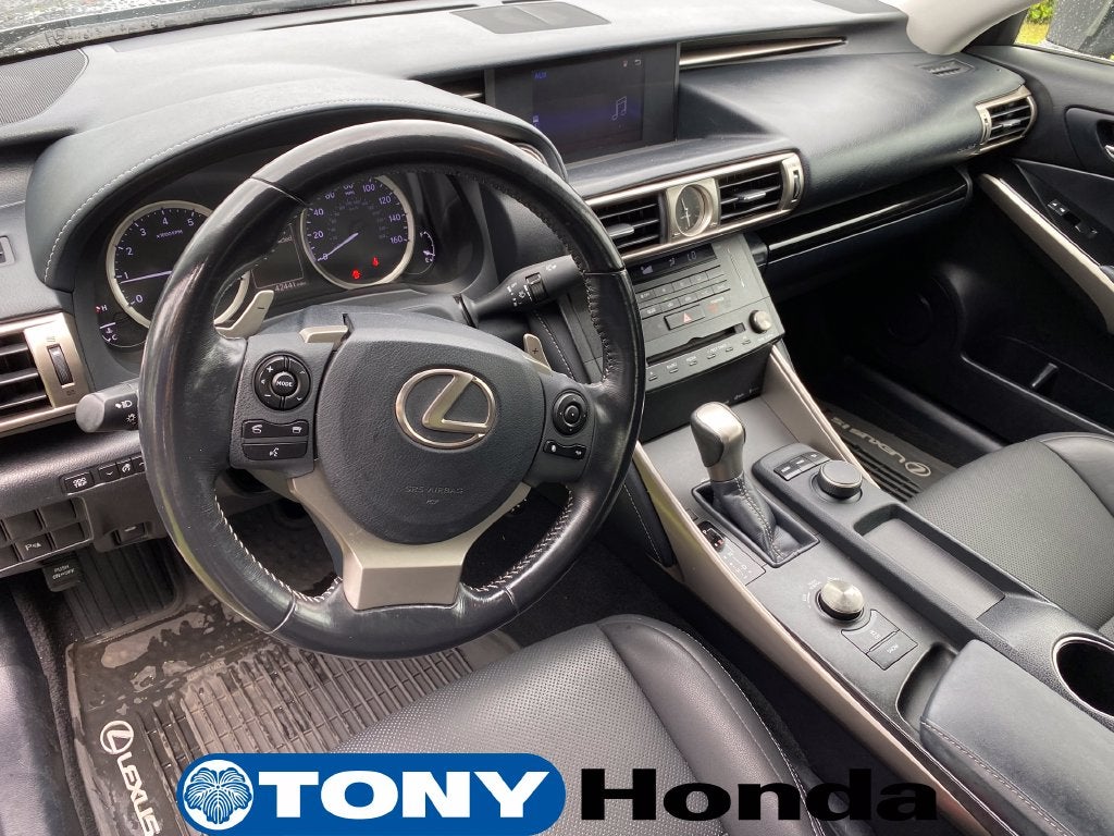 2016 Lexus IS 200t
