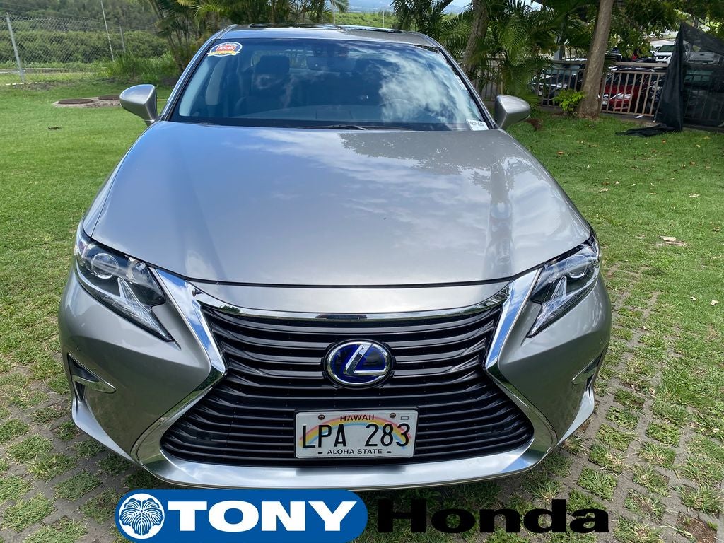2016 Lexus ES 300h