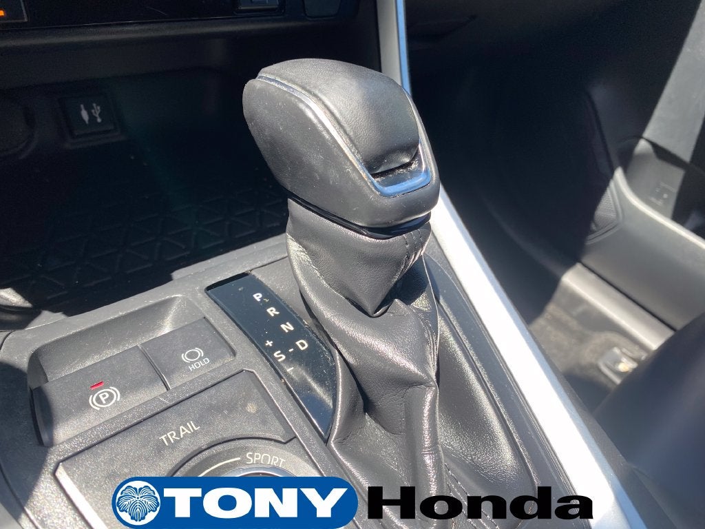 2019 Toyota RAV4 Hybrid XSE