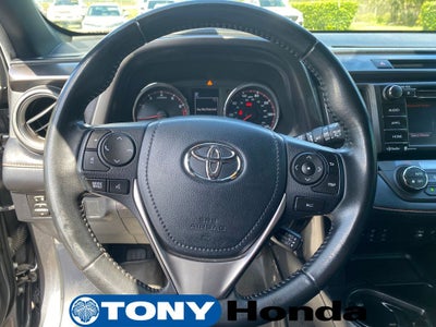 2017 Toyota RAV4 SE