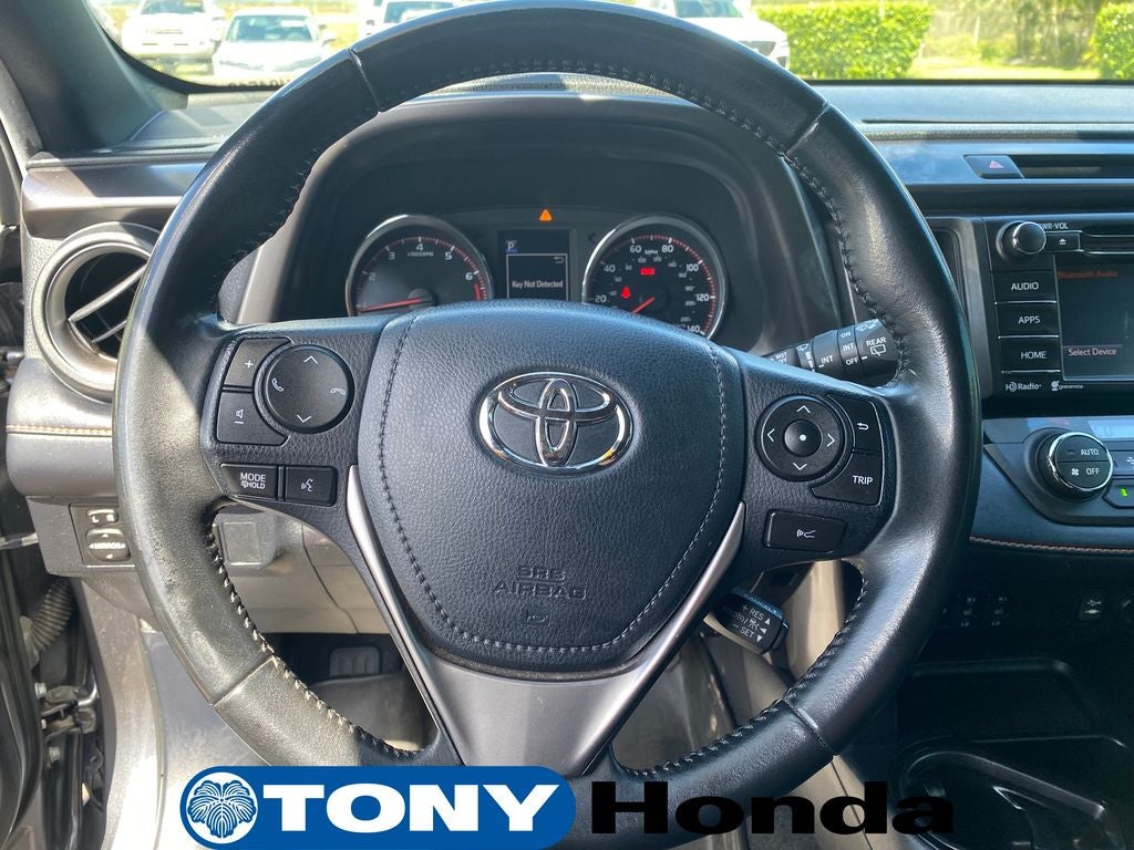 2017 Toyota RAV4 SE