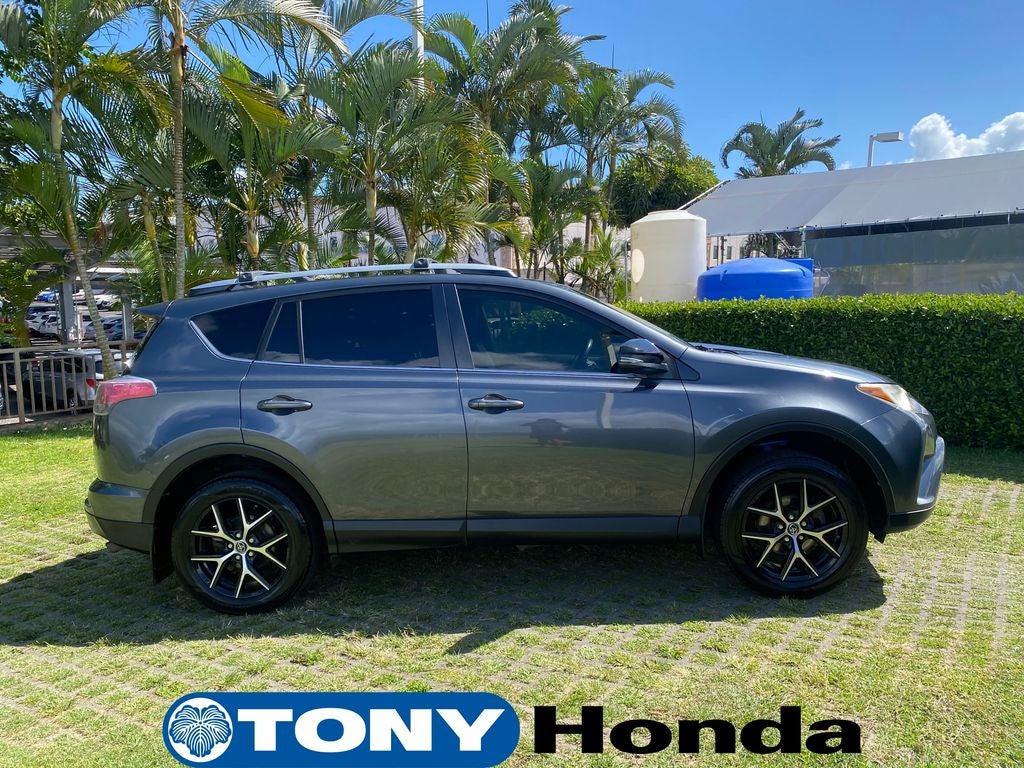 2017 Toyota RAV4 SE