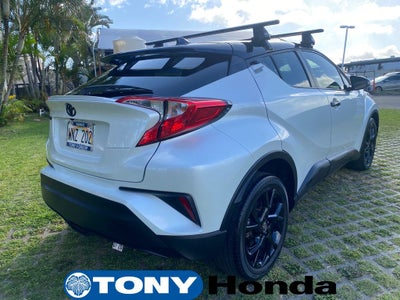 2022 Toyota C-HR XLE