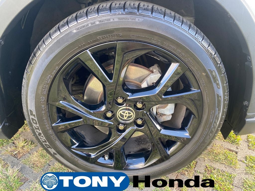 2022 Toyota C-HR XLE