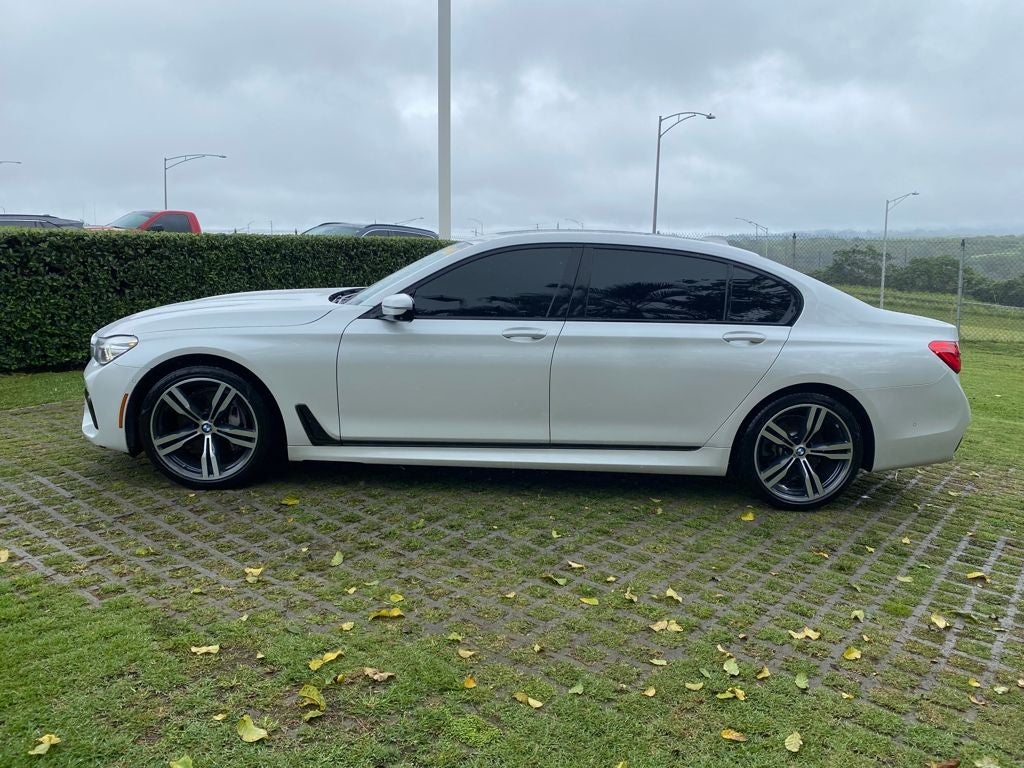 2017 BMW 7 Series 740i