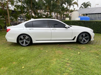 2017 BMW 7 Series 740i
