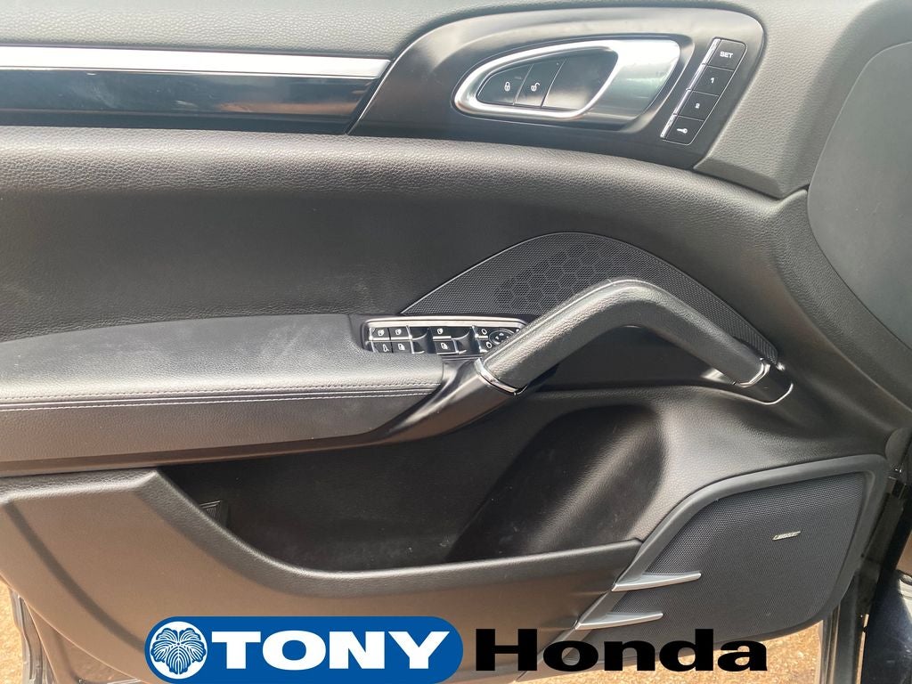 2017 Porsche Cayenne Base