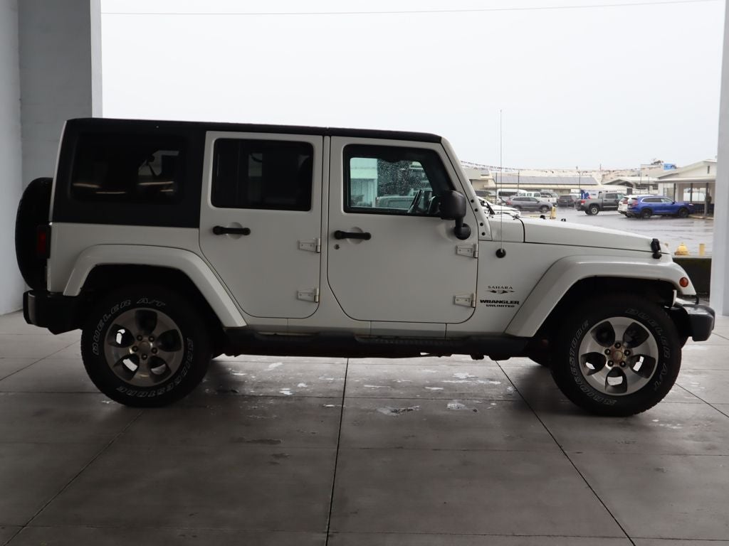 2016 Jeep Wrangler Unlimited Sahara