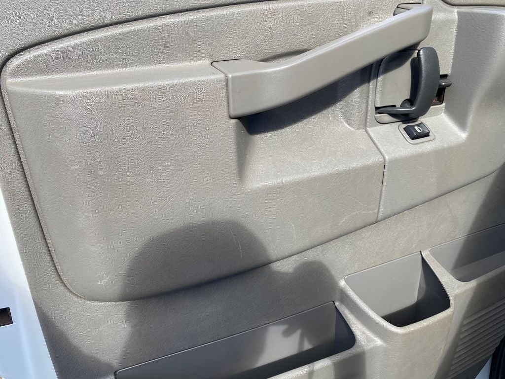 2023 Chevrolet Express 2500 Work Van Cargo