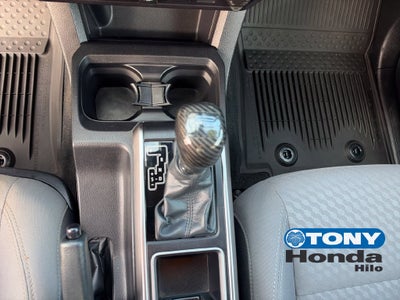2022 Toyota Tacoma SR5 V6