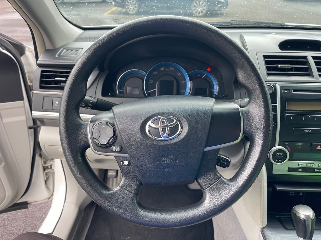 2012 Toyota Camry Hybrid XLE