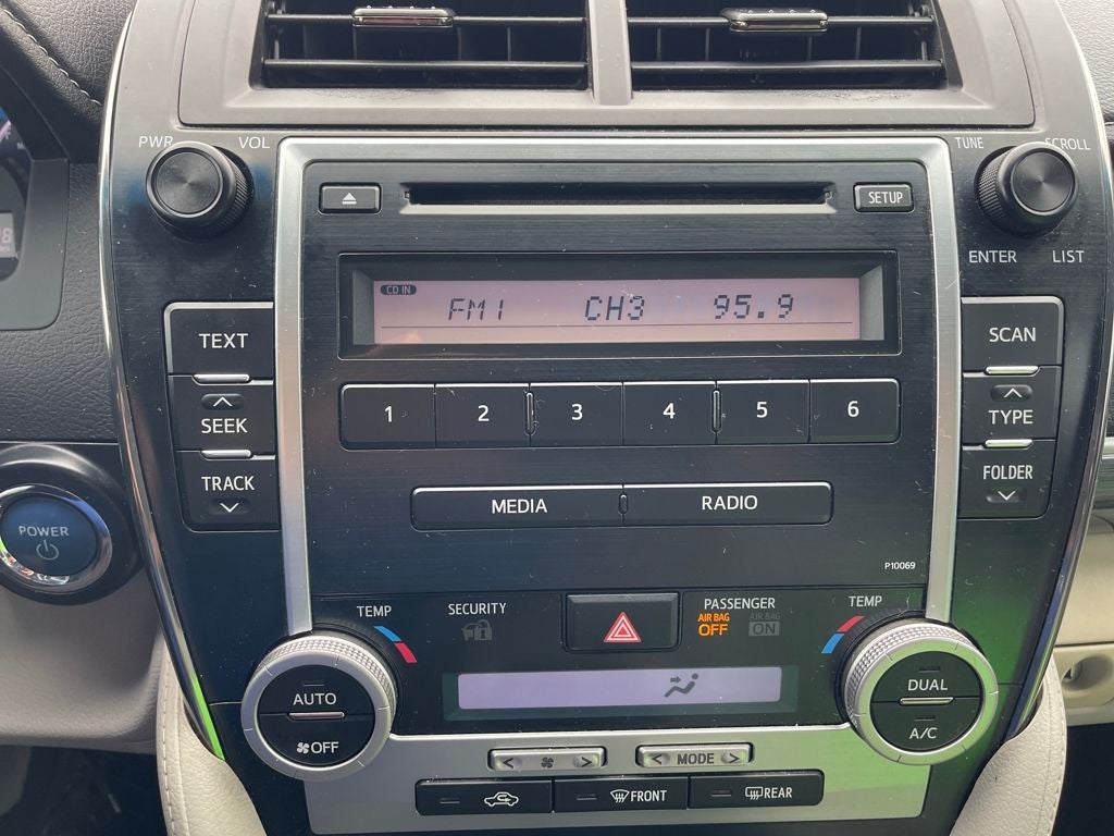 2012 Toyota Camry Hybrid XLE