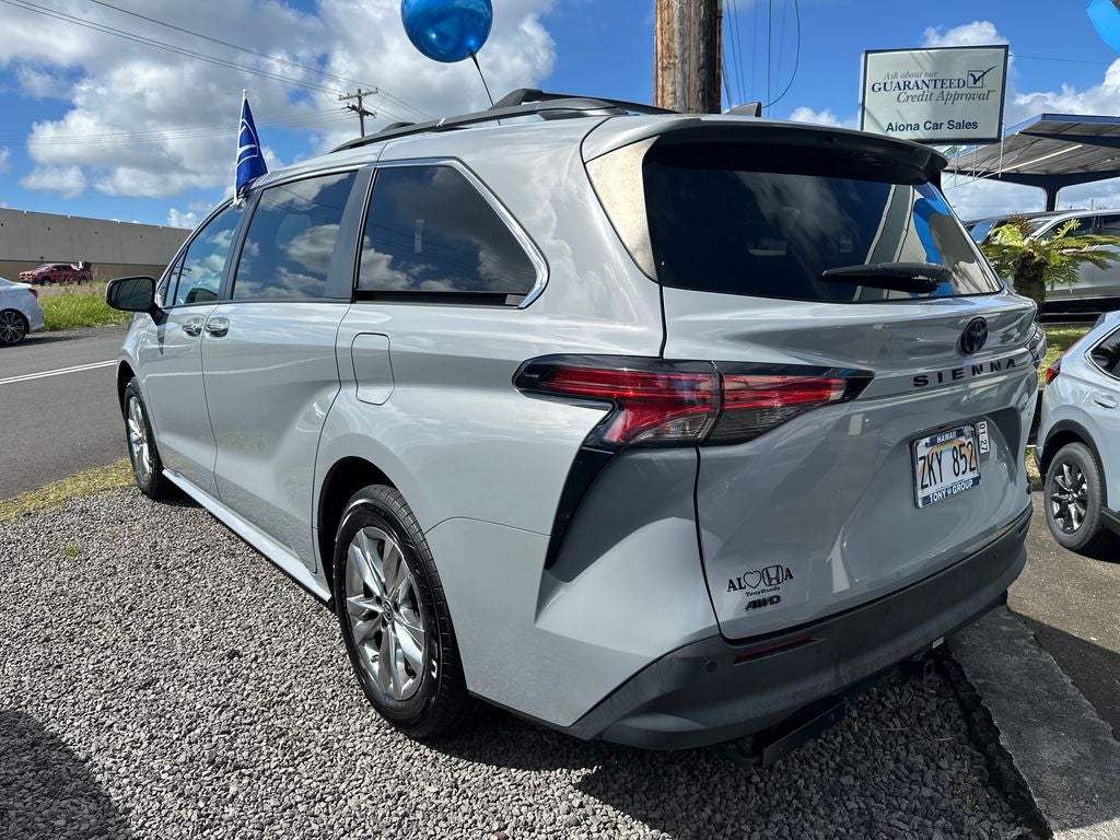 2022 Toyota Sienna Woodland Edition