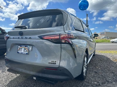 2022 Toyota Sienna Woodland Edition