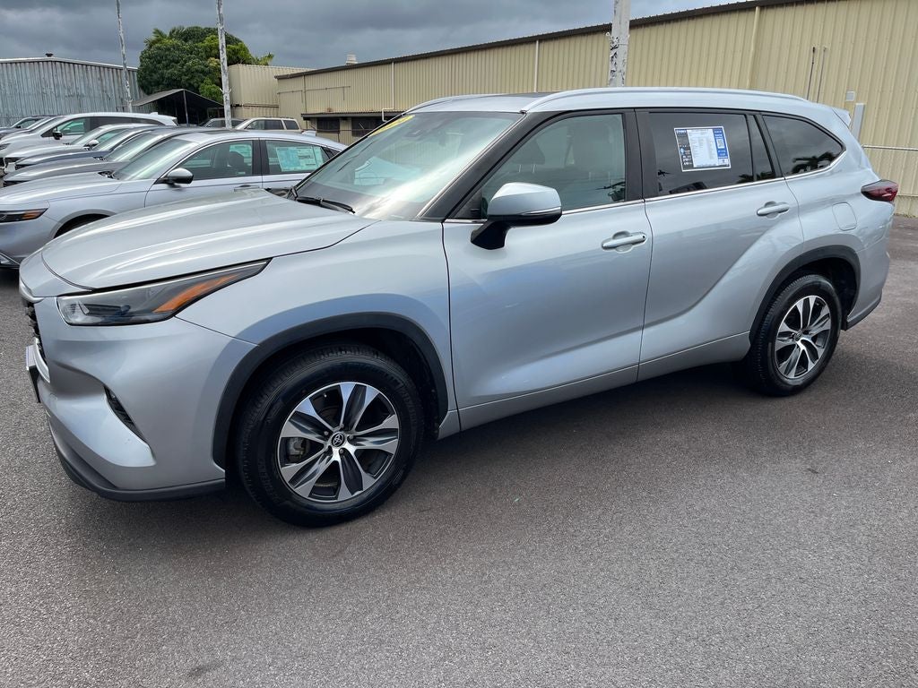 2024 Toyota Highlander LE