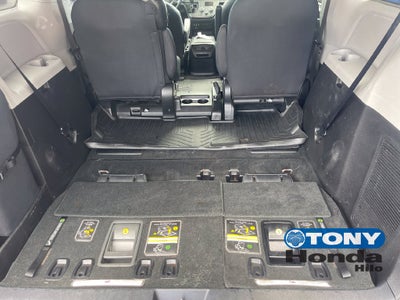2018 Toyota Sienna SE 8 Passenger