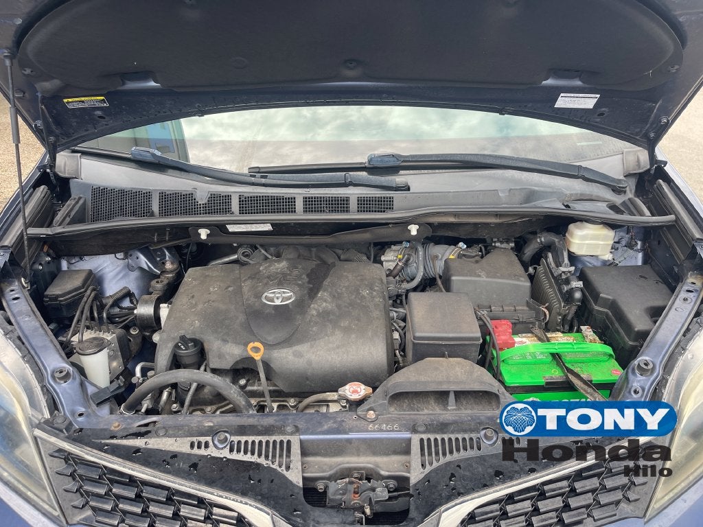 2018 Toyota Sienna SE 8 Passenger