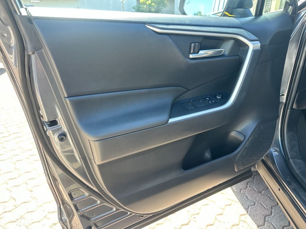 2023 Toyota RAV4 Prime SE