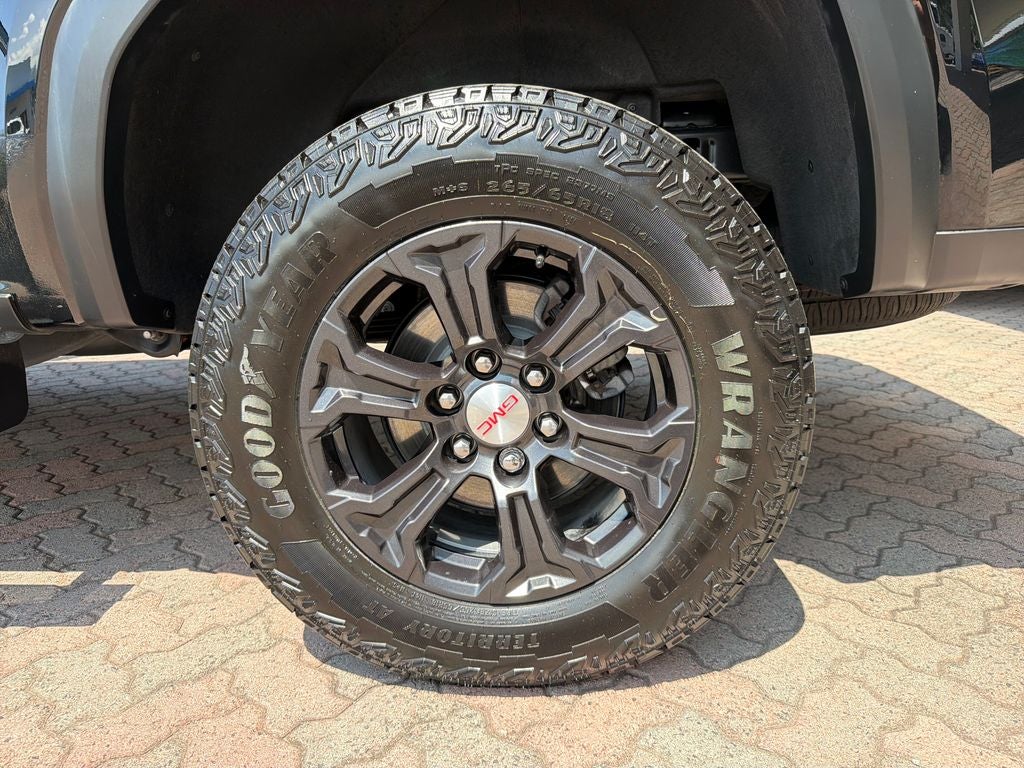 2024 GMC Canyon Elevation