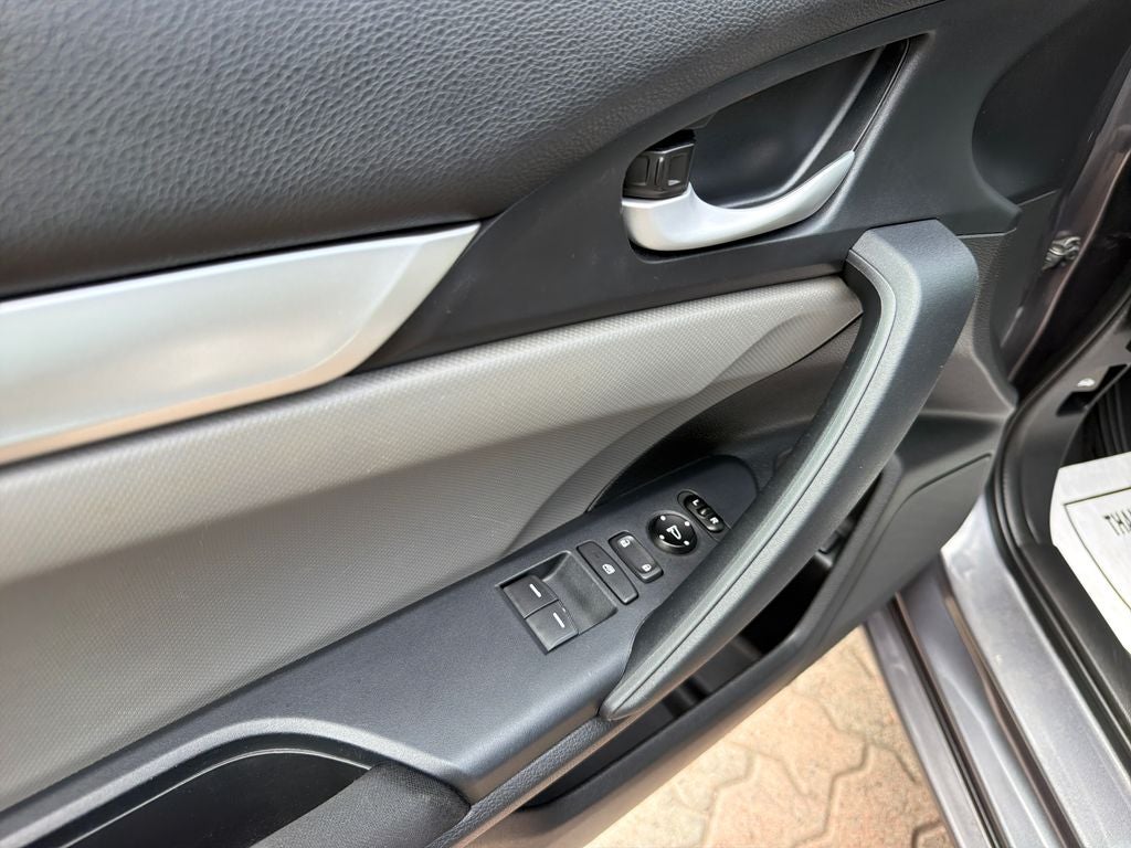 2017 Honda Civic LX-P
