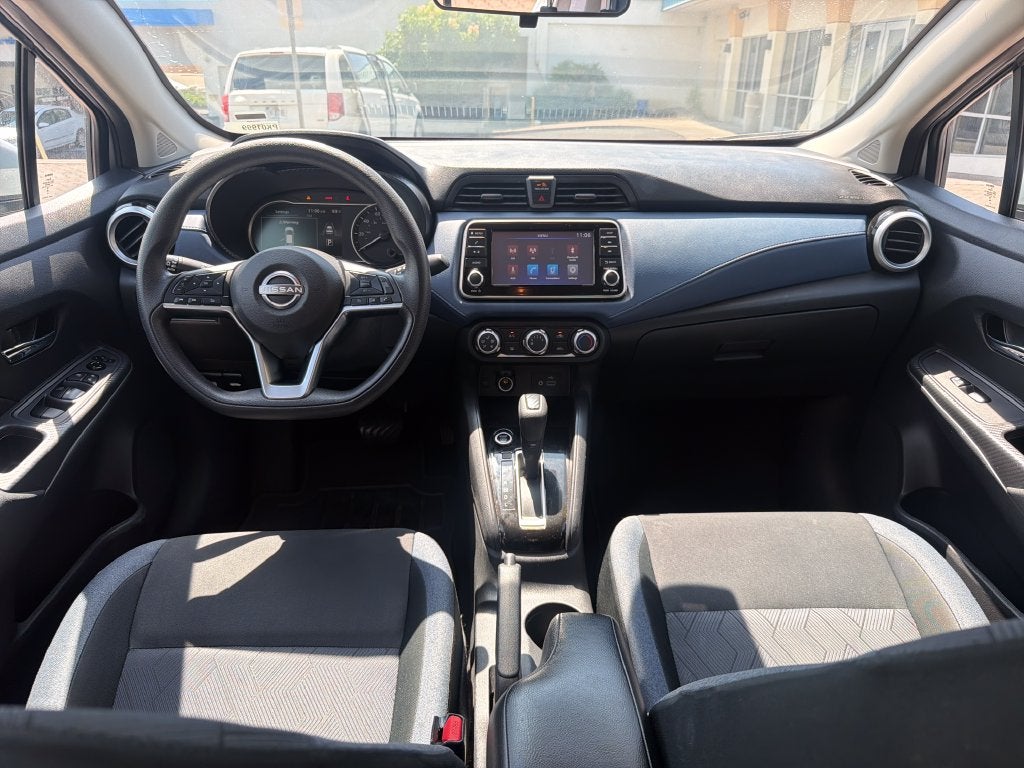 2023 Nissan Versa 1.6 SV