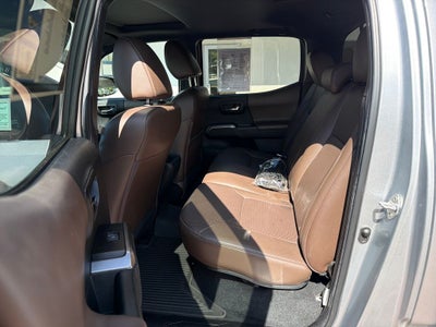2022 Toyota Tacoma Limited V6