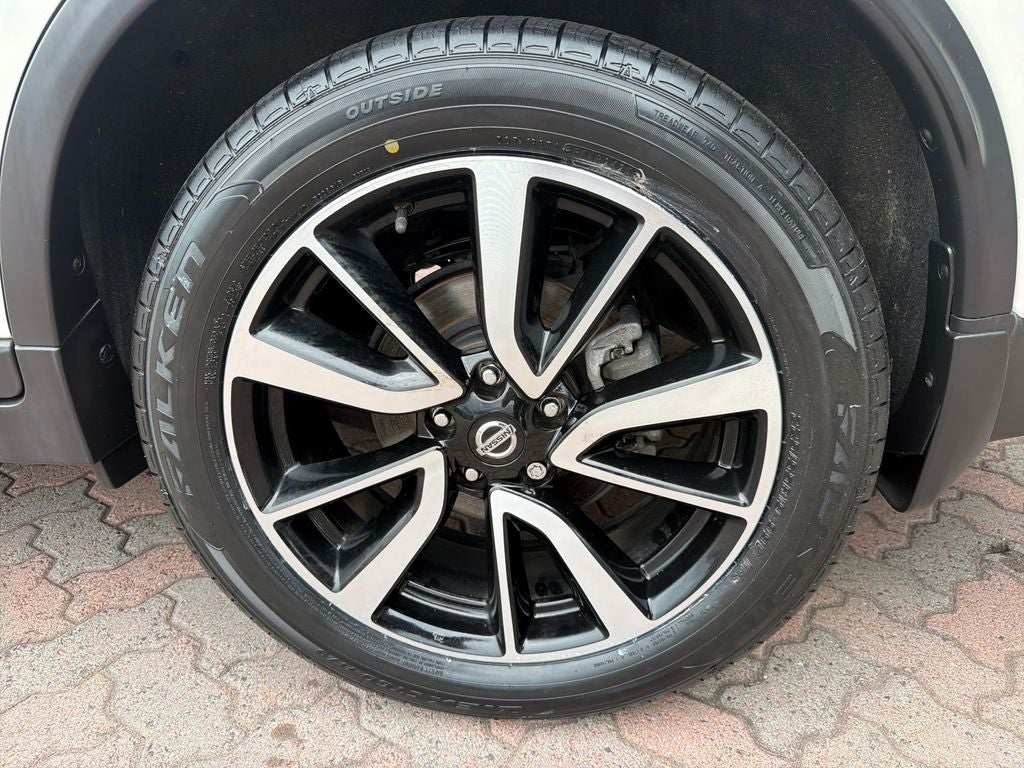 2020 Nissan Rogue SL