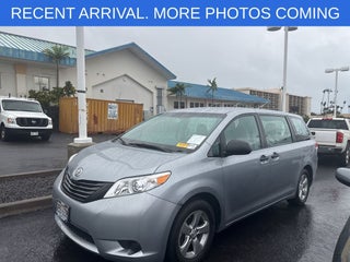 2013 Toyota Sienna L 7 Passenger