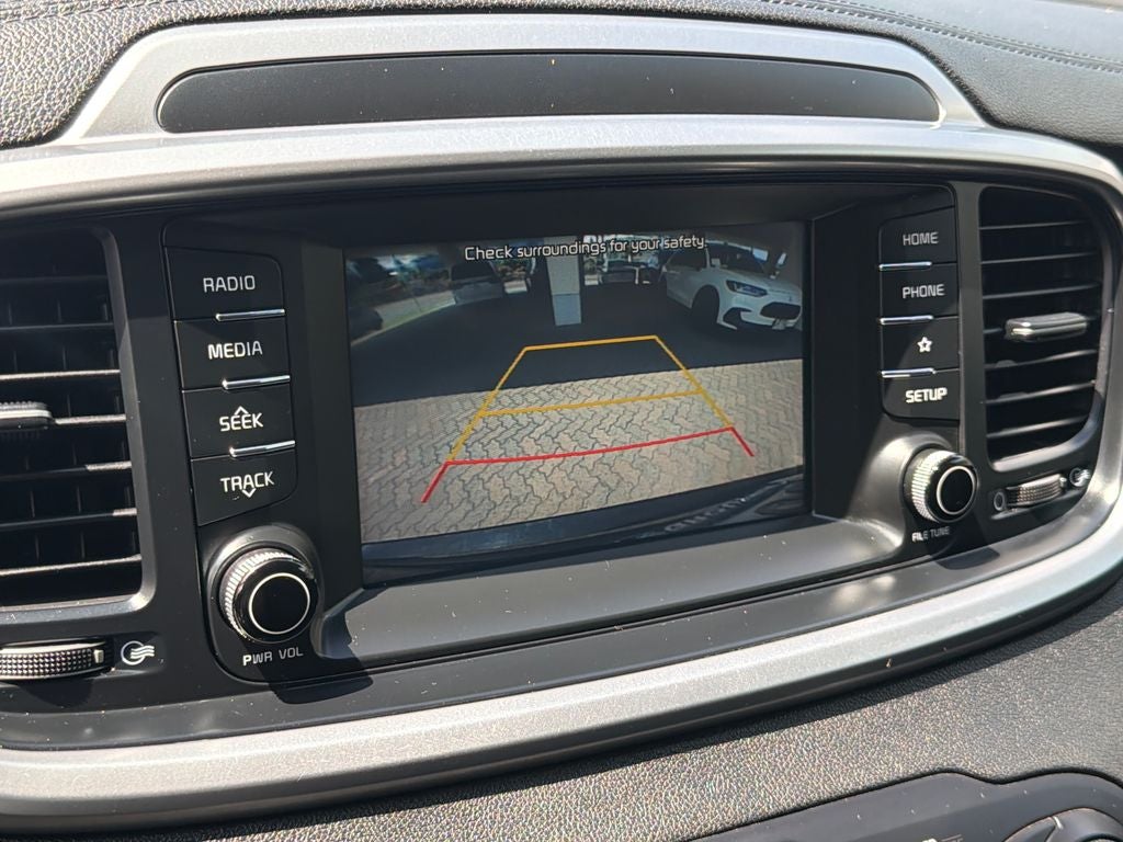 2020 Kia Sorento LX