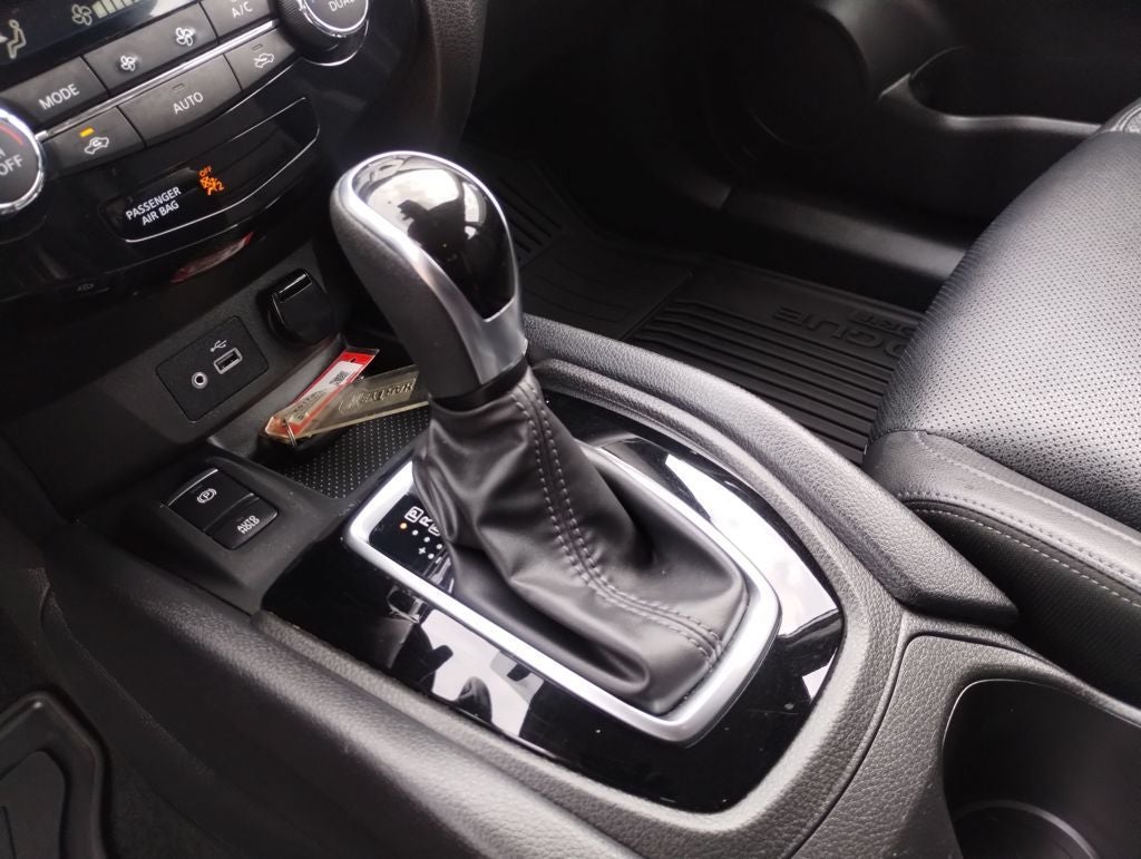 2021 Nissan Rogue Sport SL