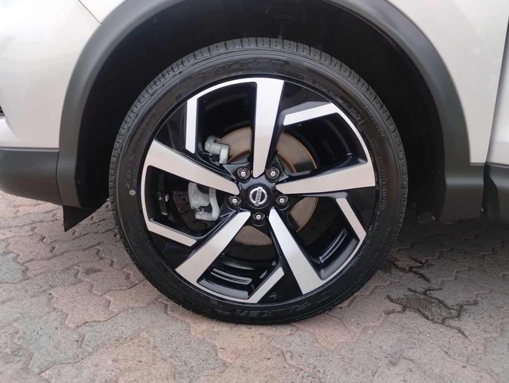 2021 Nissan Rogue Sport SL