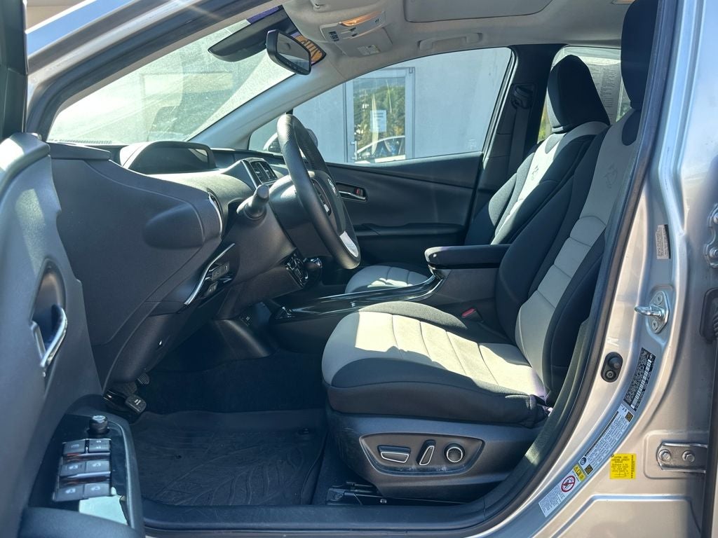 2016 Toyota Prius Three Touring