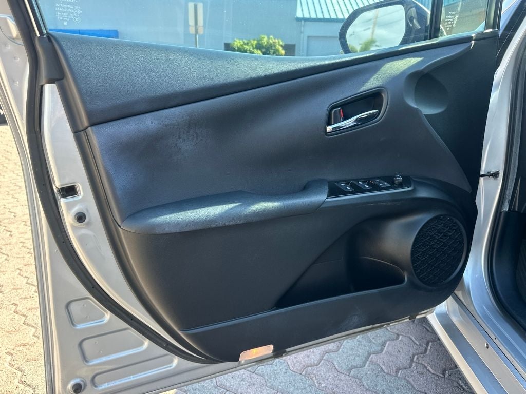 2016 Toyota Prius Three Touring