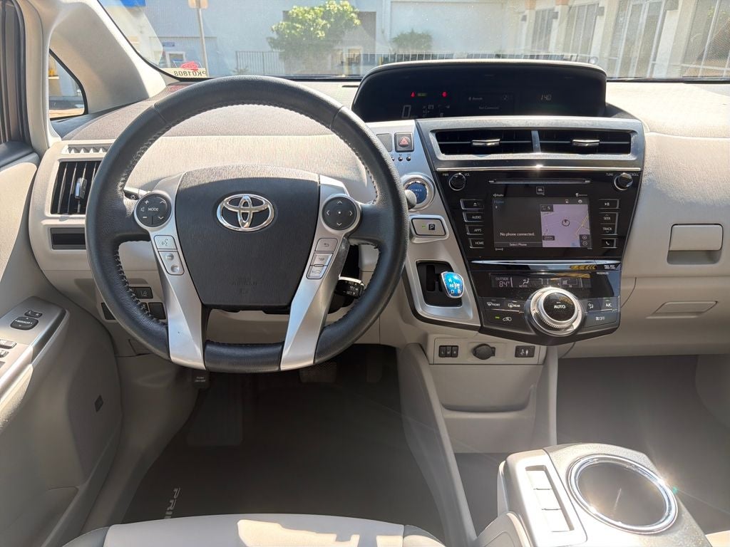 2017 Toyota Prius v Five