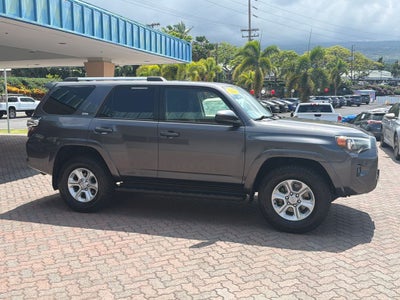 2022 Toyota 4Runner SR5