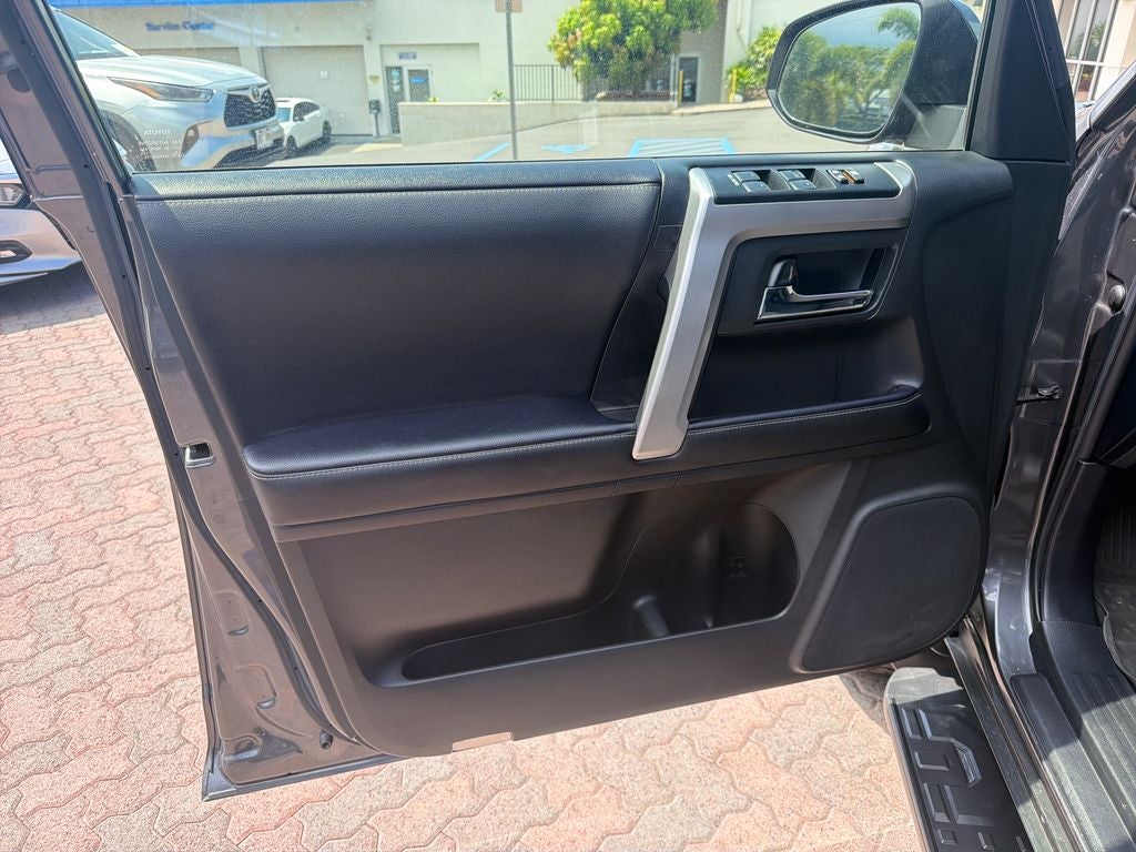 2022 Toyota 4Runner SR5